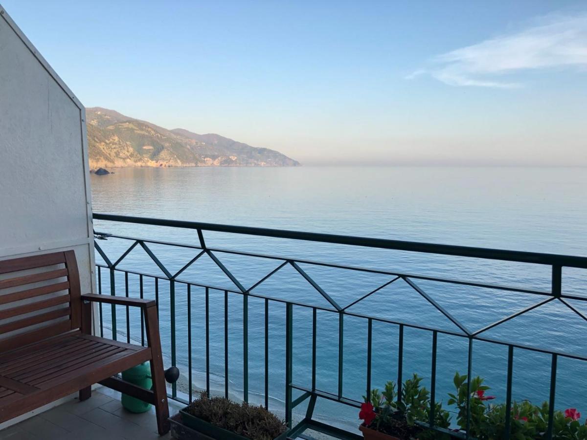 Bea'S Apartment - The Window To The Sea - Seafront Монтероссо-аль-Маре Екстер'єр фото